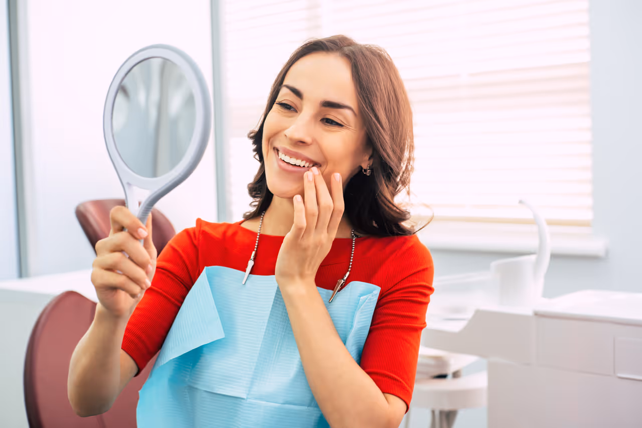 What Are the Pros and Cons of Professional Teeth Whitening?